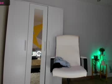 webcam girl roxy_blue_eyed_ live cam image #5808054
