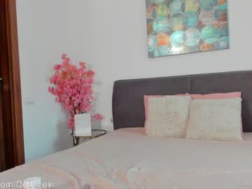 webcam girl doll_lexi live cam image #4345516