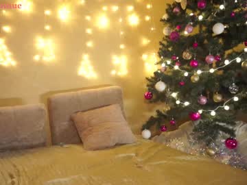 webcam couple peachcreamcouple live cam image #3438951