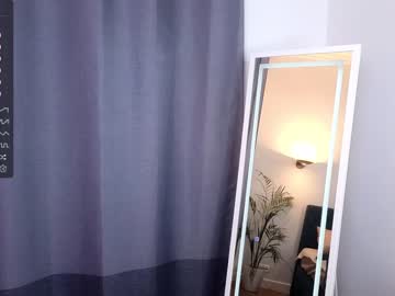 webcam girl lil_babe_ live cam image #5592459