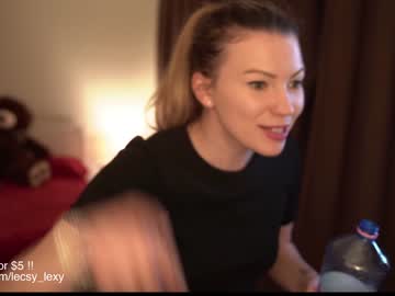 webcam girl lecsy live cam image #4167653