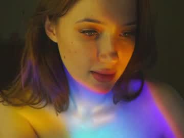 webcam girl babyheavanian live cam image #4519690