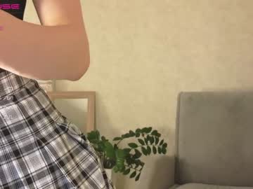 webcam girl uwunikaa live cam image #4953998