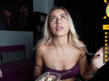 webcam girl laurabae_ live cam image #429388