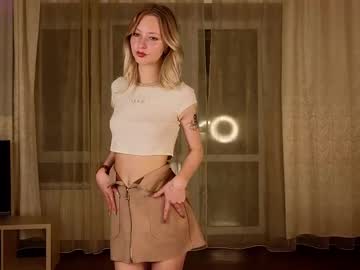 webcam girl lynettedendy live cam image #7114826