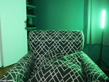 webcam girl aynmarie live cam image #5035078