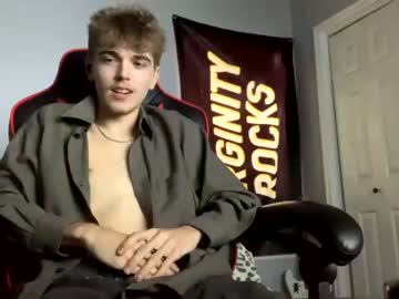 webcam man bigzeeze live cam image #5191336