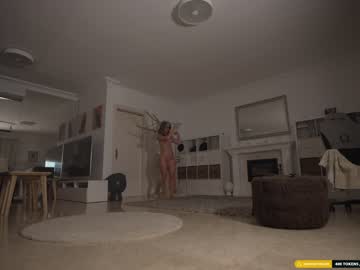 webcam girl hannahjames710 live cam image #276249