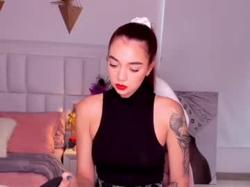webcam girl scarlett__baker live cam image #547352