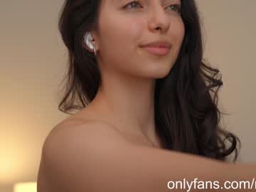 webcam girl naughtysammx live cam image #6765565