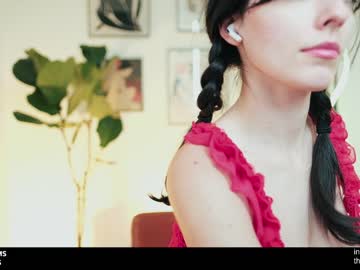 webcam girl katdreams live cam image #4297832