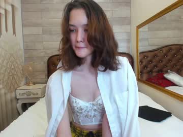 webcam girl lil_stitch live cam image #2936393