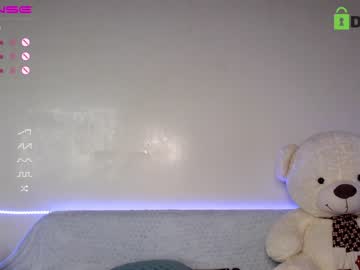 webcam girl fallen_angel_18 live cam image #4483051