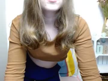 webcam girl mija_mari live cam image #3143786