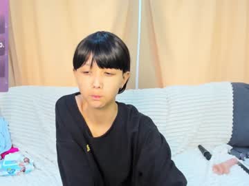 webcam girl little_yena live cam image #6916889