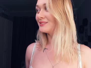 Cam for _charm1ng_