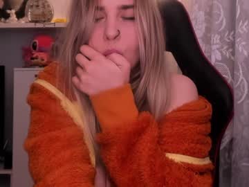 webcam girl sweetmila1 live cam image #3446091
