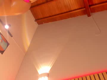 webcam girl little_effy18 live cam image #5244359