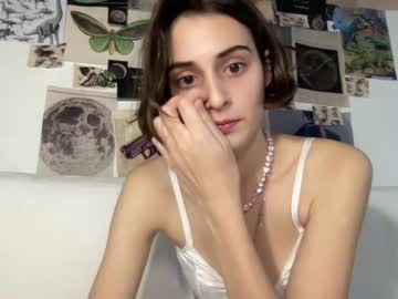 webcam girl crown_of_vice01 live cam image #3110707
