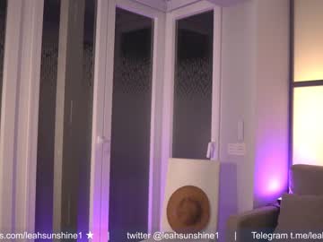 webcam girl leahsunshine live cam image #4828375