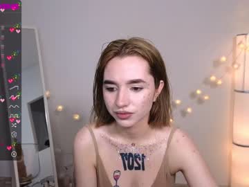 Cam for ashley_nouar