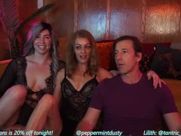 webcam couple peppermintdusty live cam image #168978