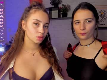 webcam couple mollyholla live cam image #2476635