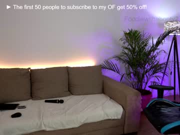 webcam girl naughtyrider69 live cam image #2323677
