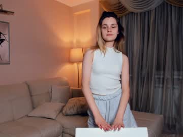 webcam girl barbaraday live cam image #3396185