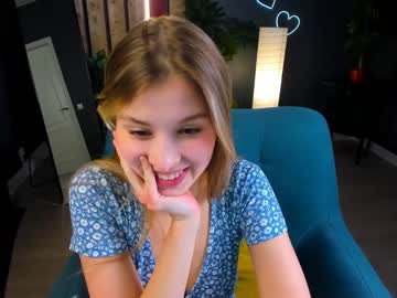 webcam girl milablush live cam image #4404296