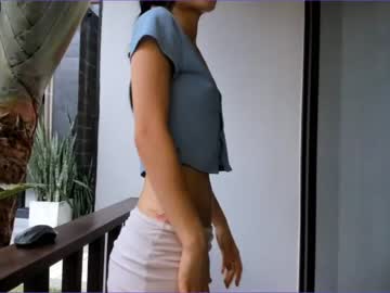 webcam girl akino_17 live cam image #1650106