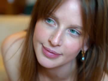 webcam girl ellaa91 live cam image #1773317