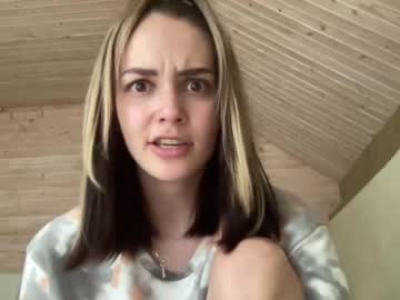 webcam girl oooops__ live cam image #2657564