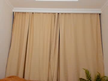 webcam girl amandamedrano live cam image #3776245