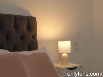 webcam girl naughtysammx live cam image #6829212