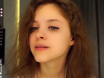 webcam girl a_whole_eternity live cam image #6679414