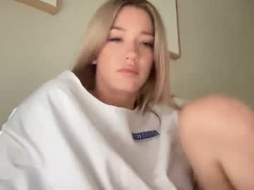 webcam girl clairehunt live cam image #6598531
