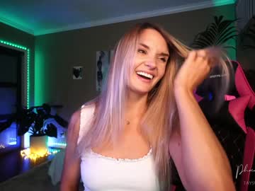 webcam girl phoenix_taylor live cam image #104616