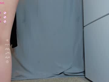 webcam girl nerdy_freyua live cam image #5687438