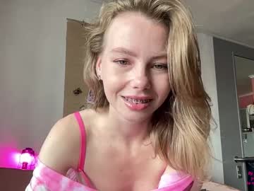 webcam girl elli_harmon live cam image #4761481