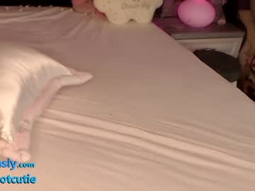 webcam girl masha_sexy live cam image #3090335