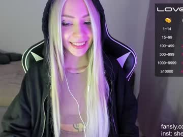 webcam girl moonless_ live cam image #1983935