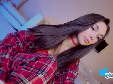 webcam girl hollyextra live cam image #3160177