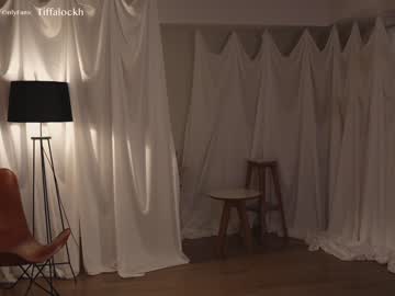 webcam girl tifalock_ live cam image #4721102