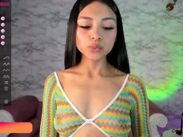 webcam girl sweet_littleee live cam image #3345761