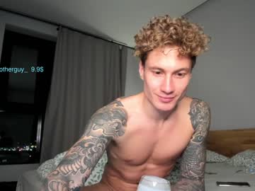 webcam man anotherguyonyourscreen live cam image #1718871