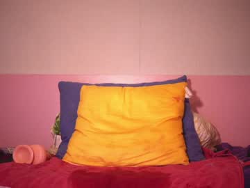 webcam girl homehornyeva live cam image #828943