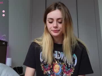 webcam girl sky_magic live cam image #6734761