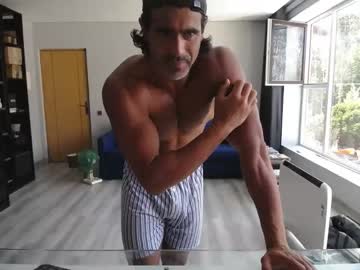 webcam man latino23bom live cam image #5247040