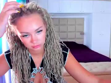 webcam girl 8a8y_nura live cam image #2542055